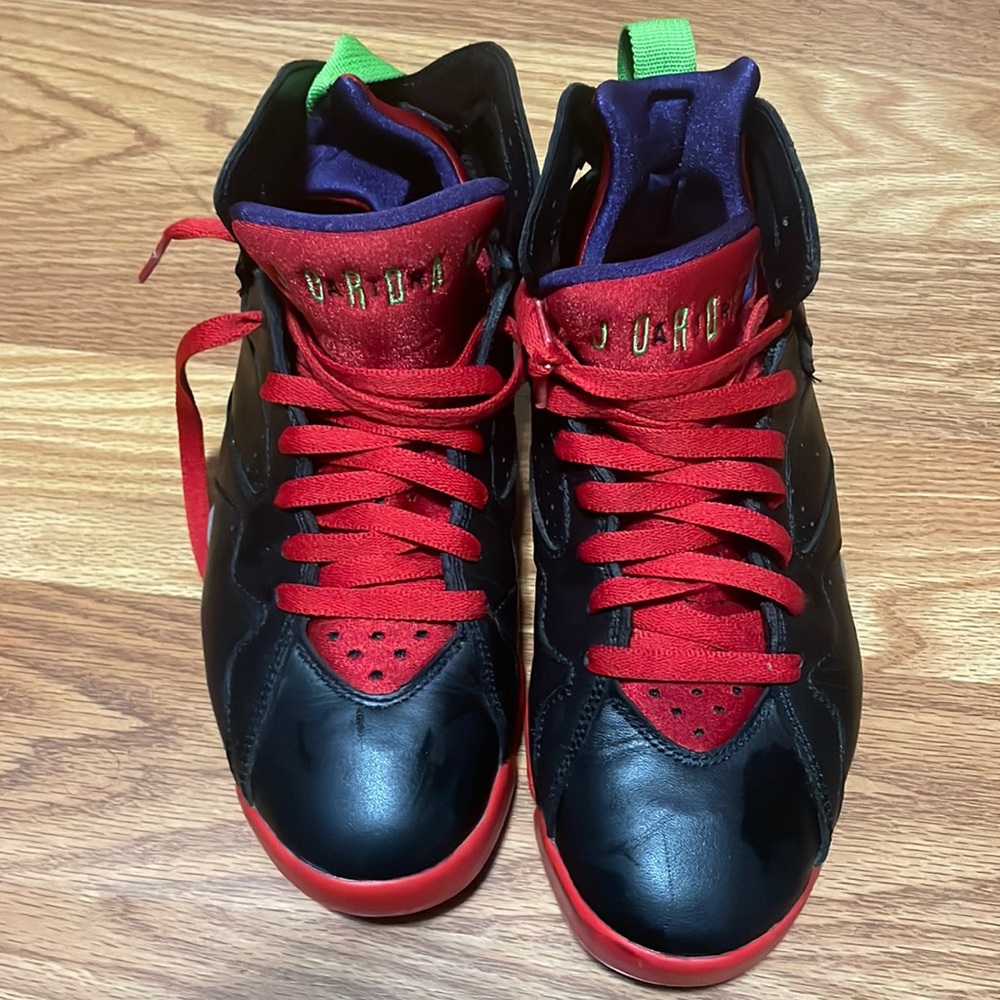 Air Jordan 7’s Marvin Martian